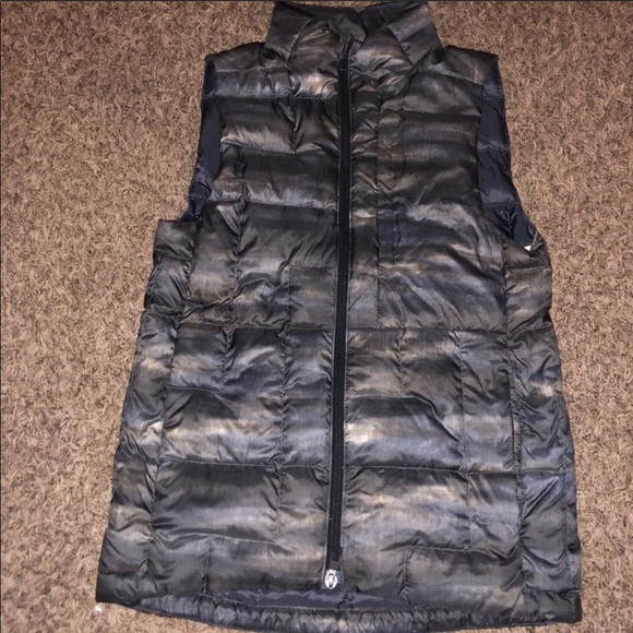 Lululemon Vest 🍋 - Picture 12 of 14